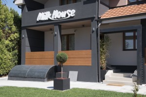 Milk House 04